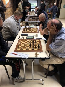 Le Prof a longtemps résisté au maître international 